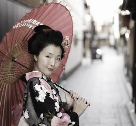 Нежната магия на Япония през април